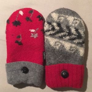Wool Mittens, These unique mittens by baabaaZuzi
